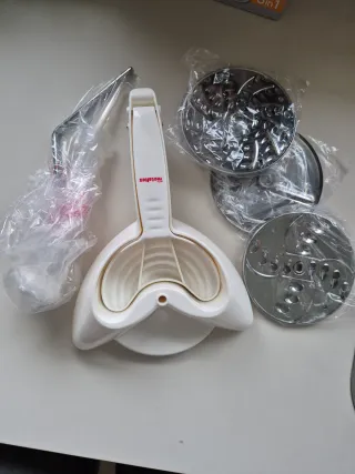 Rallador y Rebanador Giratorio Metaltex