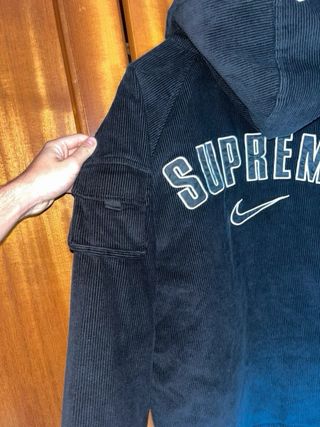 Abrigo Nike x Supreme Negro Corduroy