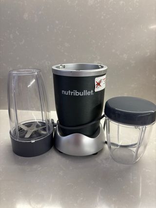 Nutribullet Licuadora Negra y Plateada