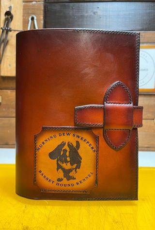 Hacemos trabajos en cuero