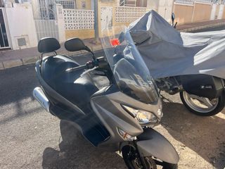 Suzuki Burgman 125cc Maxiscooter
