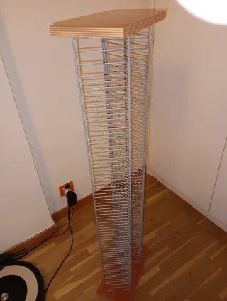 Mueble porta CD metal y madera