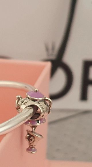 Charm Sra. Potts y Chip