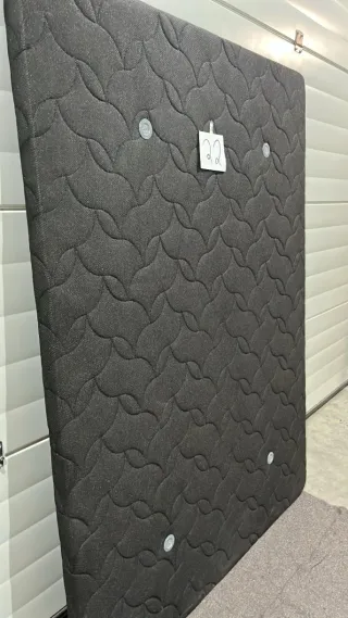 Base tapizada 22 - 135x180cm negra
