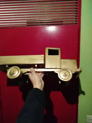 Camión madera Juguete Vintage Dorado