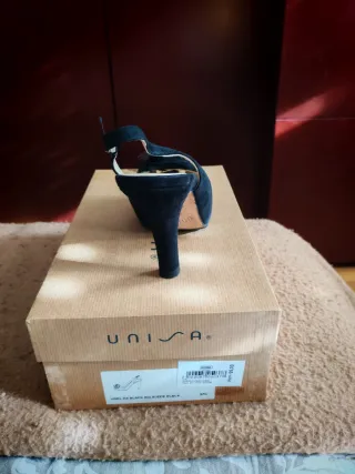 Zapatos Unisa Talla 37 Negros