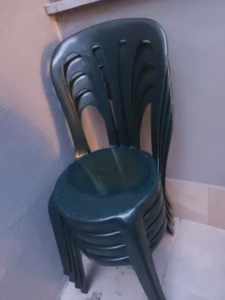 Mesa de jardín y 8 sillas