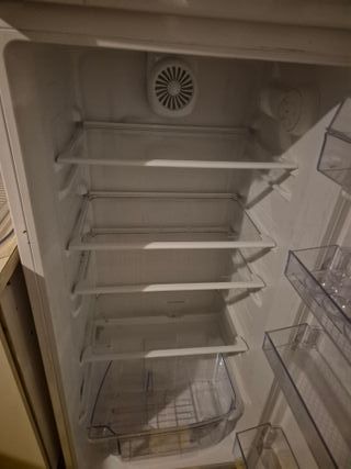 Nevera y Lavadora Beko Casi Nuevas