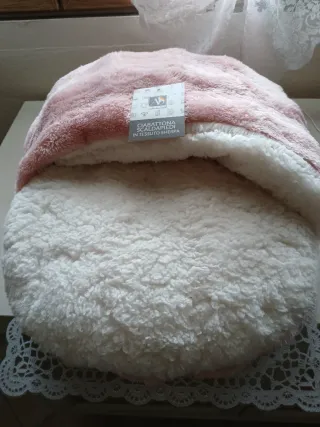 Ciabattone scaldapiedi in tessuto sherpa