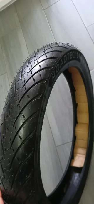 Neumático Metzeler 90/90-18 51P