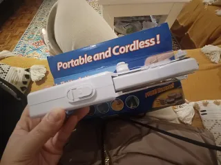 Máquina de coser de viaje portátil nueva.