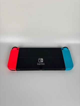 Console Nintendo Switch OLED completa con scatola