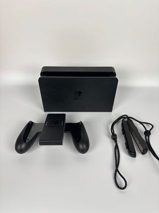 Console Nintendo Switch OLED completa con scatola