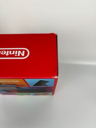 Console Nintendo Switch OLED completa con scatola