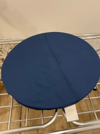 Cojín para hemorroides azul