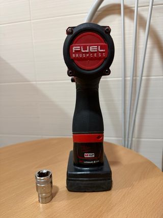 Llave de Impacto Milwaukee FUEL M12