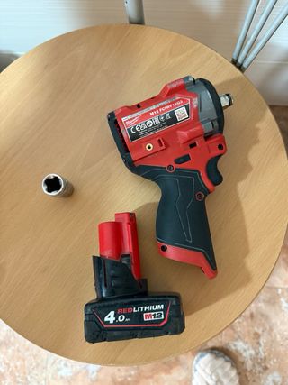 Llave de Impacto Milwaukee FUEL M12