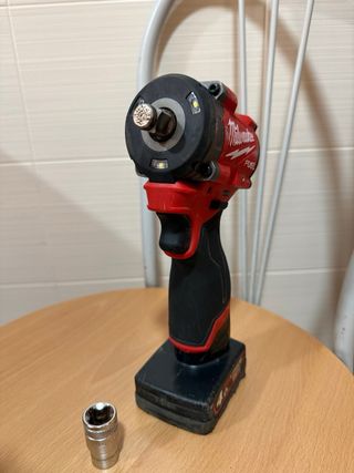 Llave de Impacto Milwaukee FUEL M12