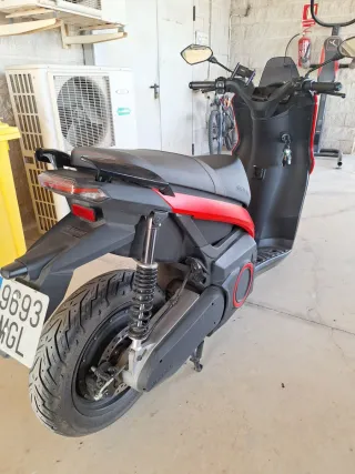 Moto eléctrica Seat MO 125 Scooter