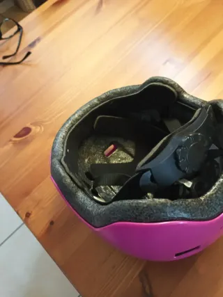 Casco rosa para niños