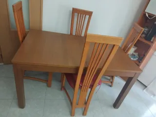 Mesa comedor extensible madera + 6 sillas