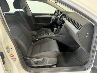 VW Passat GTE Etiqueta CERO Automático Familiar