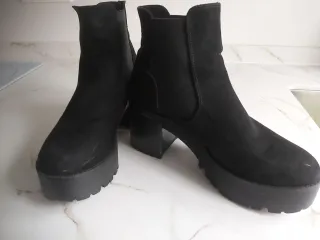 Botines Chelsea Negros Plataforma Track Talla 39