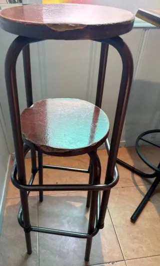 Taburetes de bar madera y metal