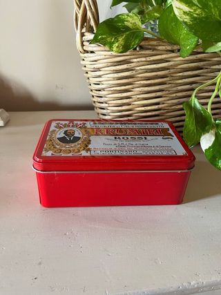 Scatola in latta Krumiri Rossi