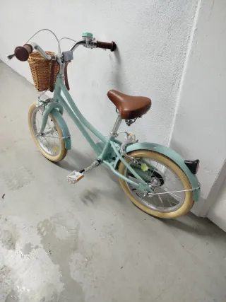 Bicicleta infantil paseo con cesta