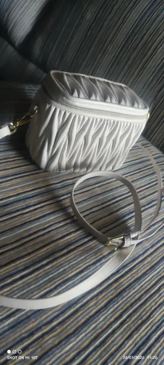 Bolso bandolera gris nuevo