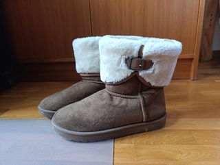 Botas marrones con pelo talla 39