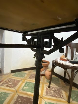 Mesa antigua hierro y mármol