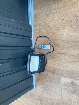 Caseta de jardín metálica