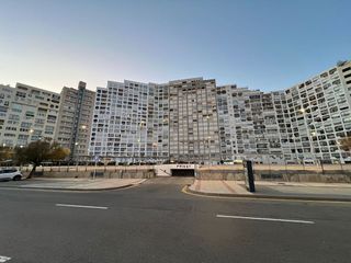 Garaje en venta en Empuriabrava en Castelló d´Empúries