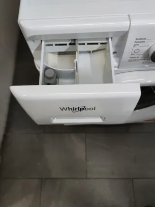 Lavadora Whirlpool Steam Inverter 8kg clase B 1200
