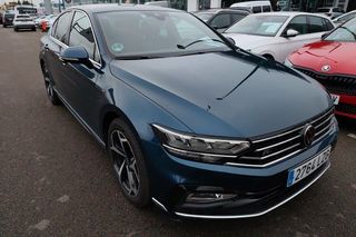 Volkswagen Passat 2.0 TDI Evo R-line 150 cv
