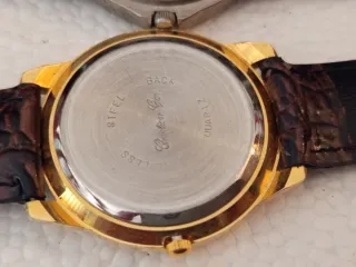 Relojes Timex y Christian Lacroix