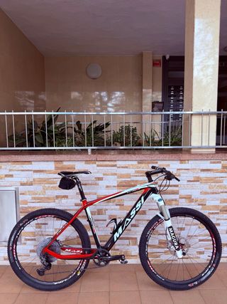 Bicicleta montaña Massi Pro Talla:M Full Carbono