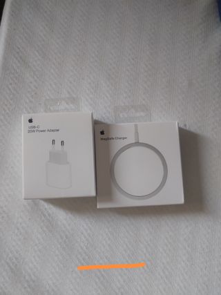 Cargador inalámbrico y adaptador Apple iPhone