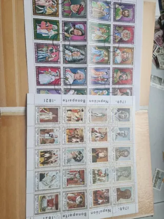 1800 sellos +hojas bloque y minipliegos.