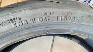 Conjunto Pneus Bridgestone Battlax Hypersport S21