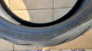 Conjunto Pneus Bridgestone Battlax Hypersport S21