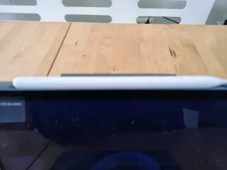 iPad Air M1 Azul 64GB + Logitech Teclado + Pencil