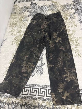 Pantalón camuflaje largo baggy