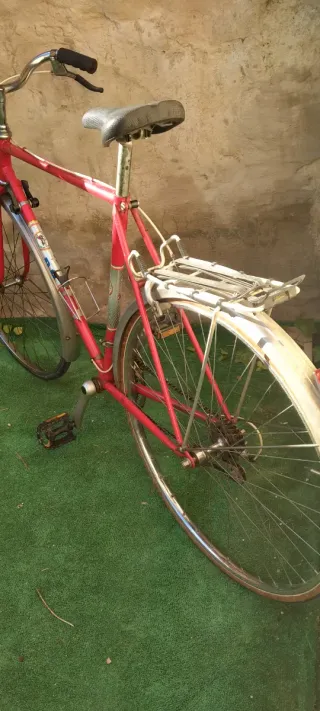 Bicicleta BH Clásica Ruedas 700