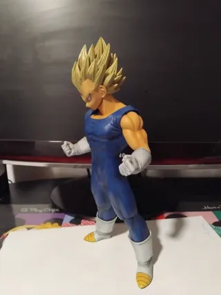 Figura Dragon Ball - Vegeta SSJ
