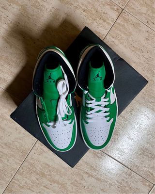 Jordan 1 Mid Green