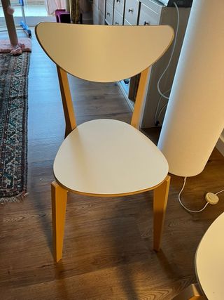 Mesa LISABO y 4 Sillas IKEA