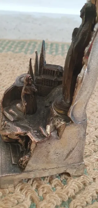 Virgen de Lourdes Antigua Caja Musical